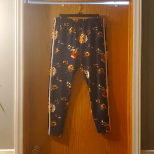 Eye Candy Super Soft Navy Blue Floral Leggings; 2X